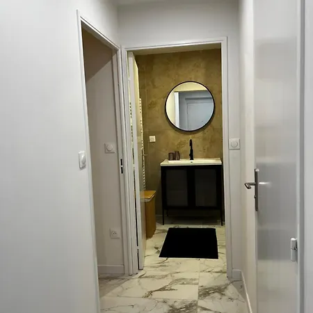 Spacieux Centre Апартаменти