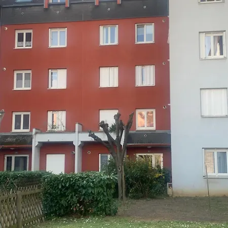 Spacieux Centre Апартаменты