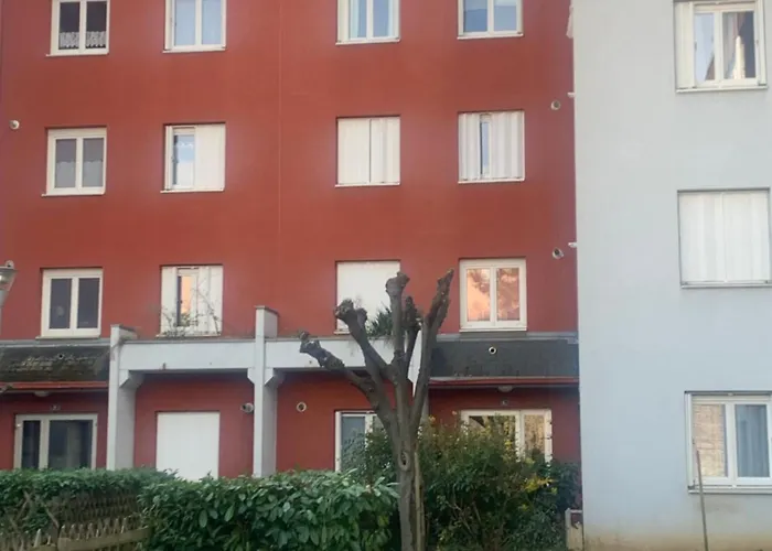 Spacieux Centre Апартаменты